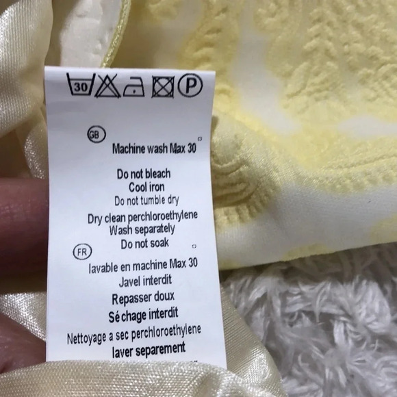 COLOR BLOCK Embossed Tulip Hem Skirt - Picture 10 of 11